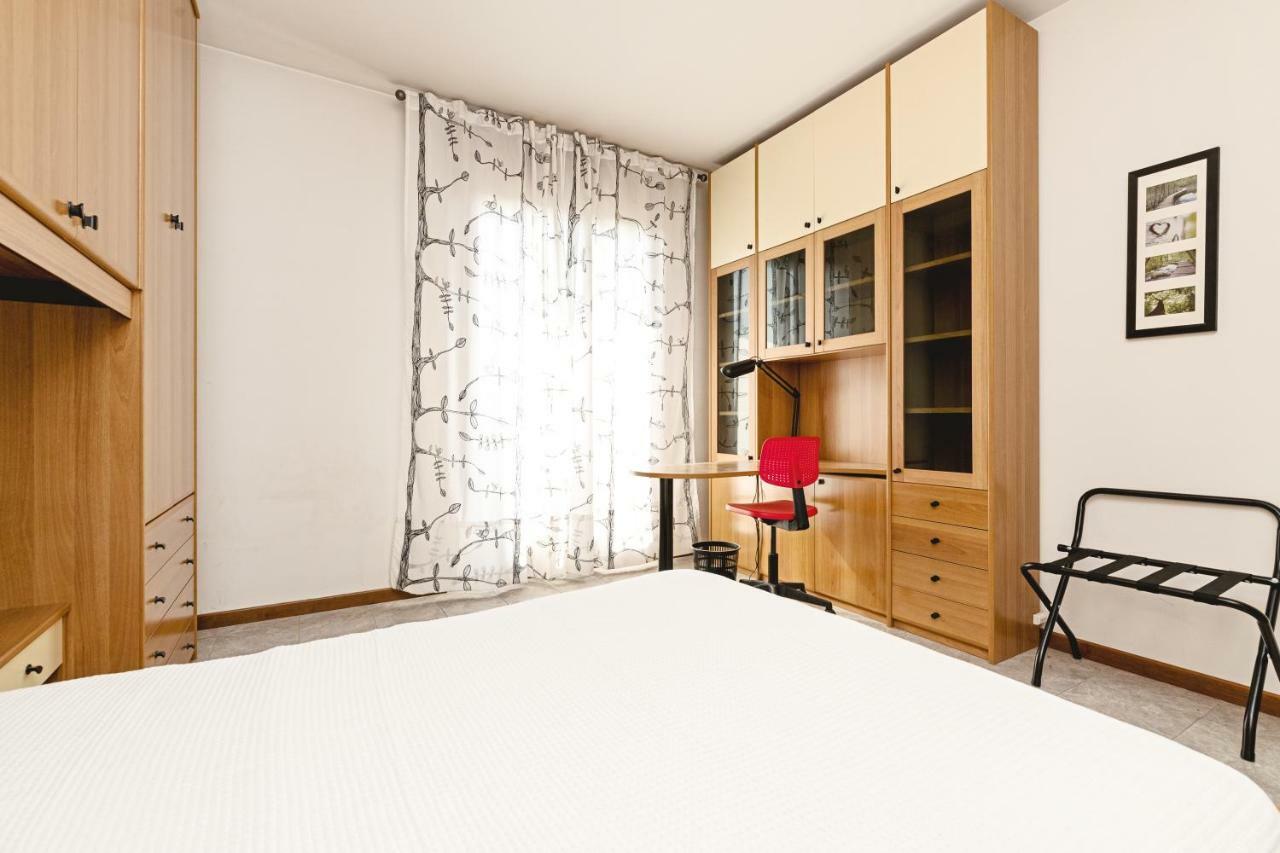Colourful Flat Borgo Roma Apartment Verona Exterior photo