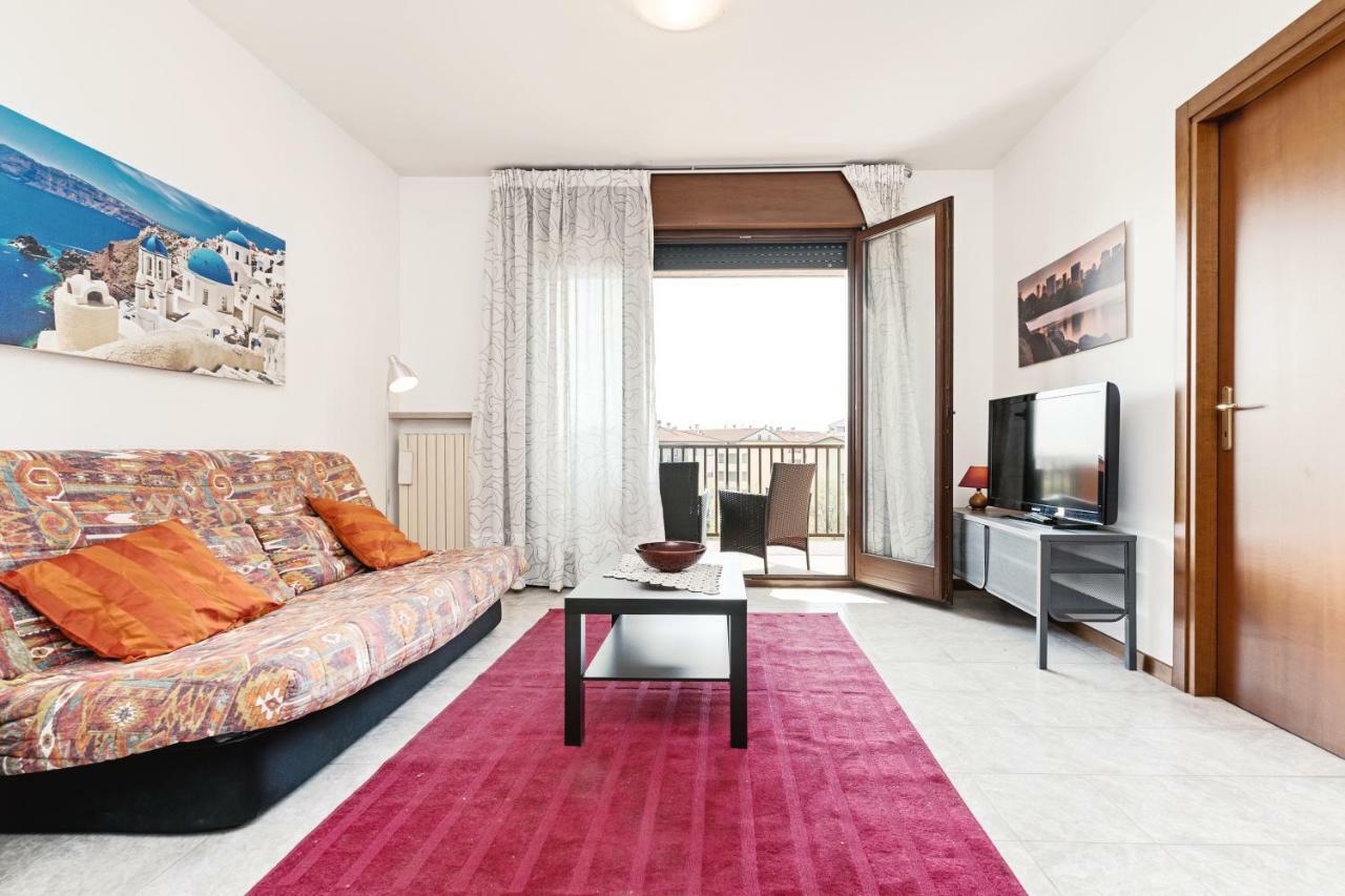 Colourful Flat Borgo Roma Apartment Verona Exterior photo